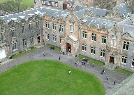 英國圣安德魯斯大學(xué)世界排名