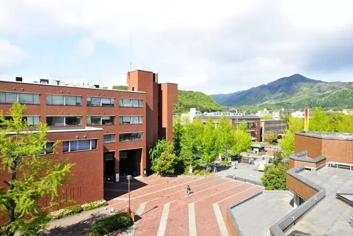 京都工藝?yán)w維大學(xué)好嗎？